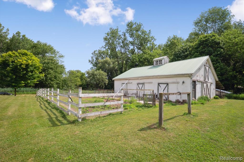 8450 Rosbolt Road, Willis, MI 48191 — Photo 31
