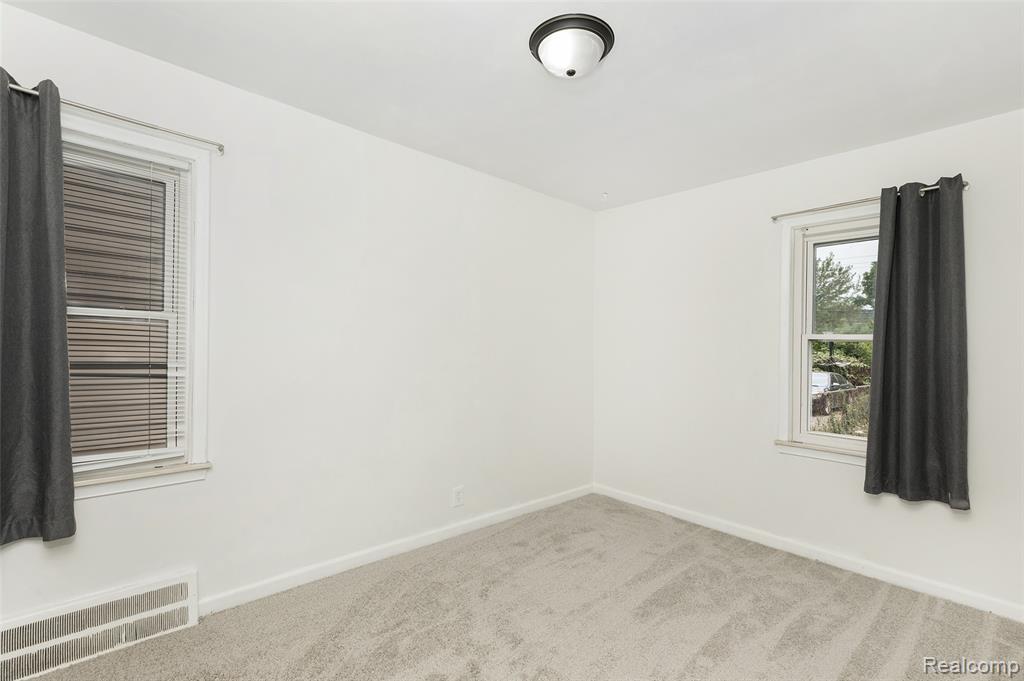 7318 Clayburn Street, Detroit, MI 48228 — Photo 8
