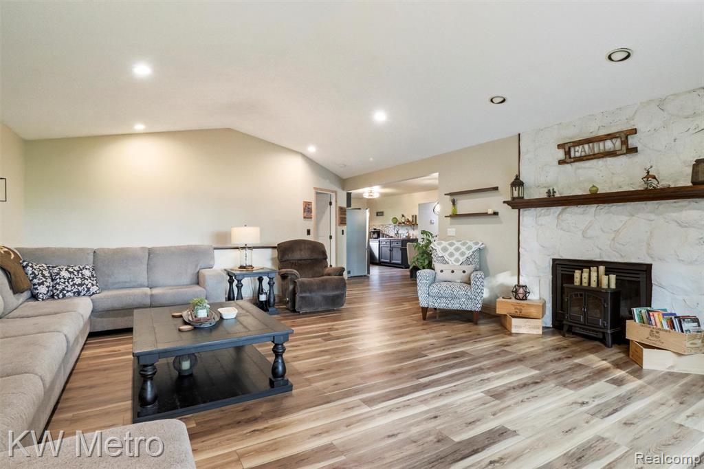 355 Dockham Road, Columbiaville, MI 48421 — Photo 10