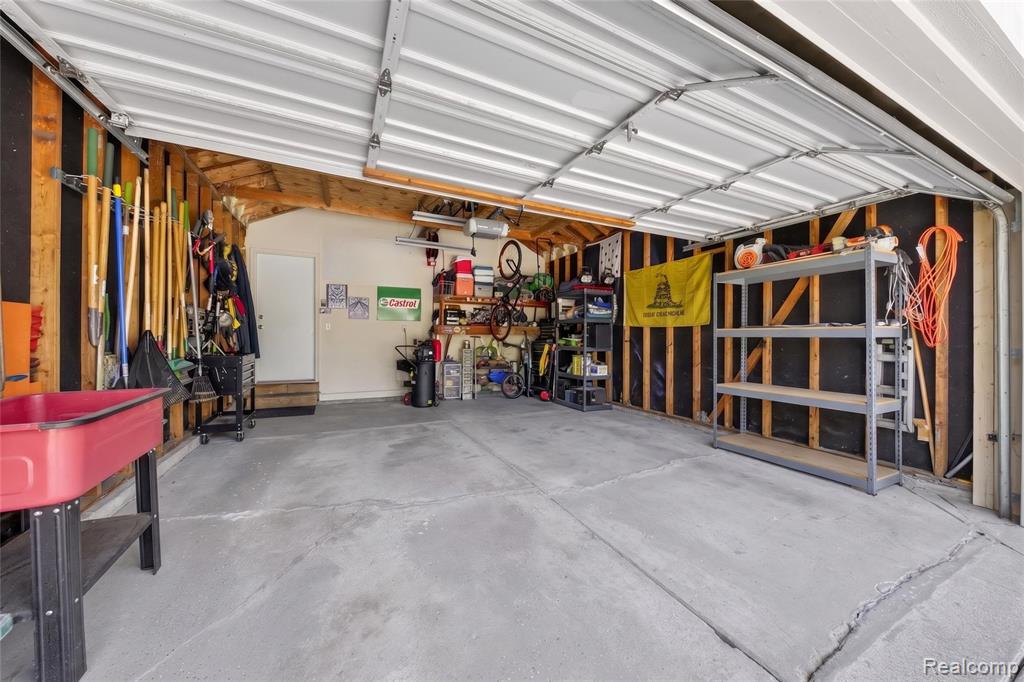 44637 Ridgefield Road, Canton, MI 48188 — Photo 43