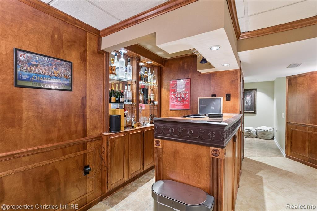 39510 Edgewater Drive, 100, Northville, MI 48168 — Photo 29