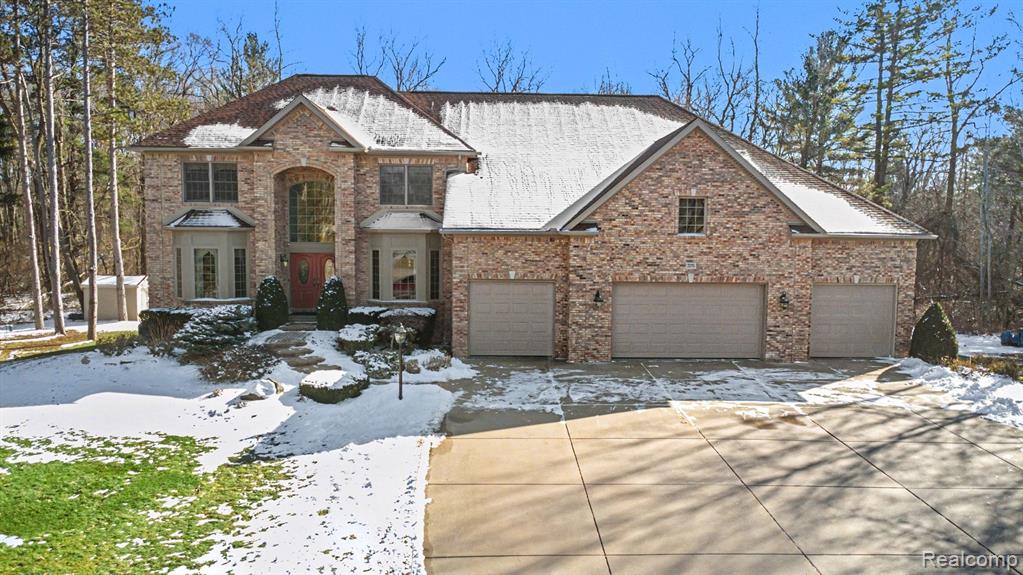 2215 Ridgemoor Court, Burton, MI 48509 — Photo 5