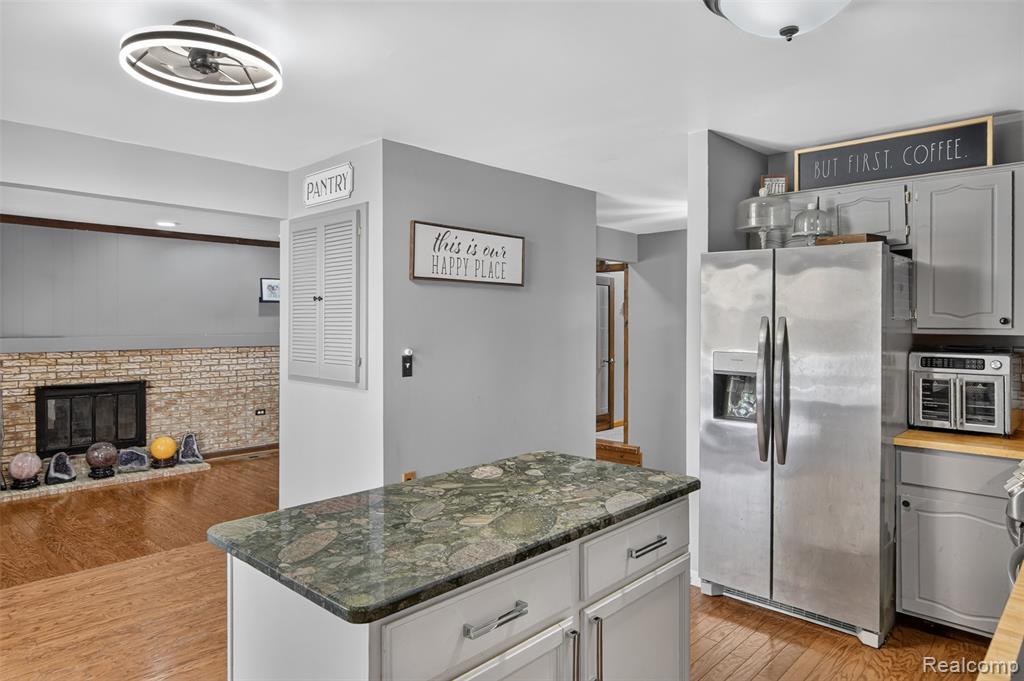 44100 Somerset Square, Canton, MI 48187 — Photo 15