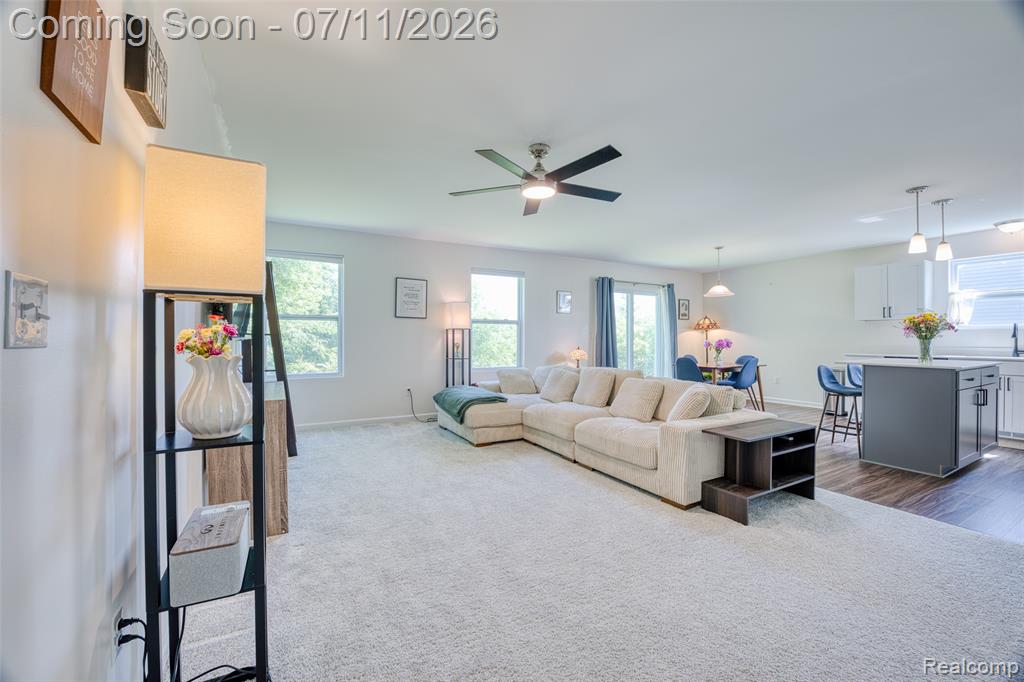 10125 Swan Lake Circle, Ypsilanti, MI 48197 — Photo 12