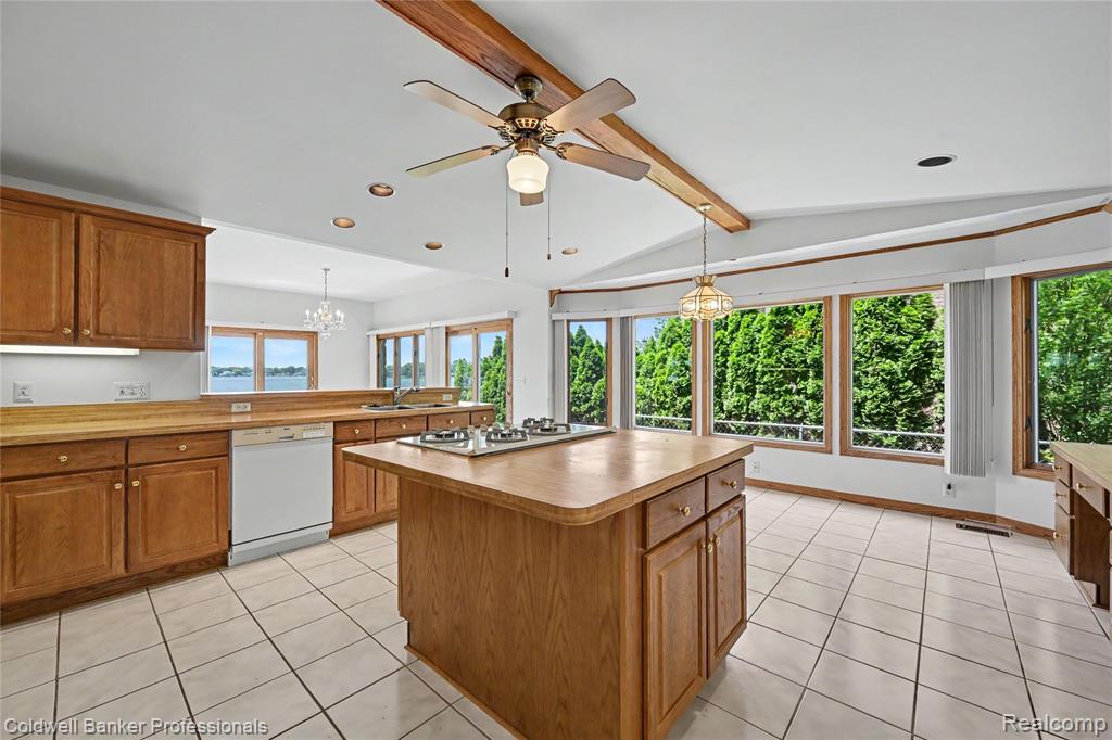 7351 Locklin, West Bloomfield, MI 48324 — Photo 8