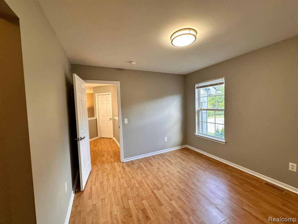 8676 W WALDEN Drive, Van Buren, MI 48111 — Photo 53