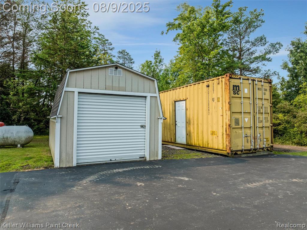 2410 Roods Lake Road, Lapeer, MI 48446 — Photo 45