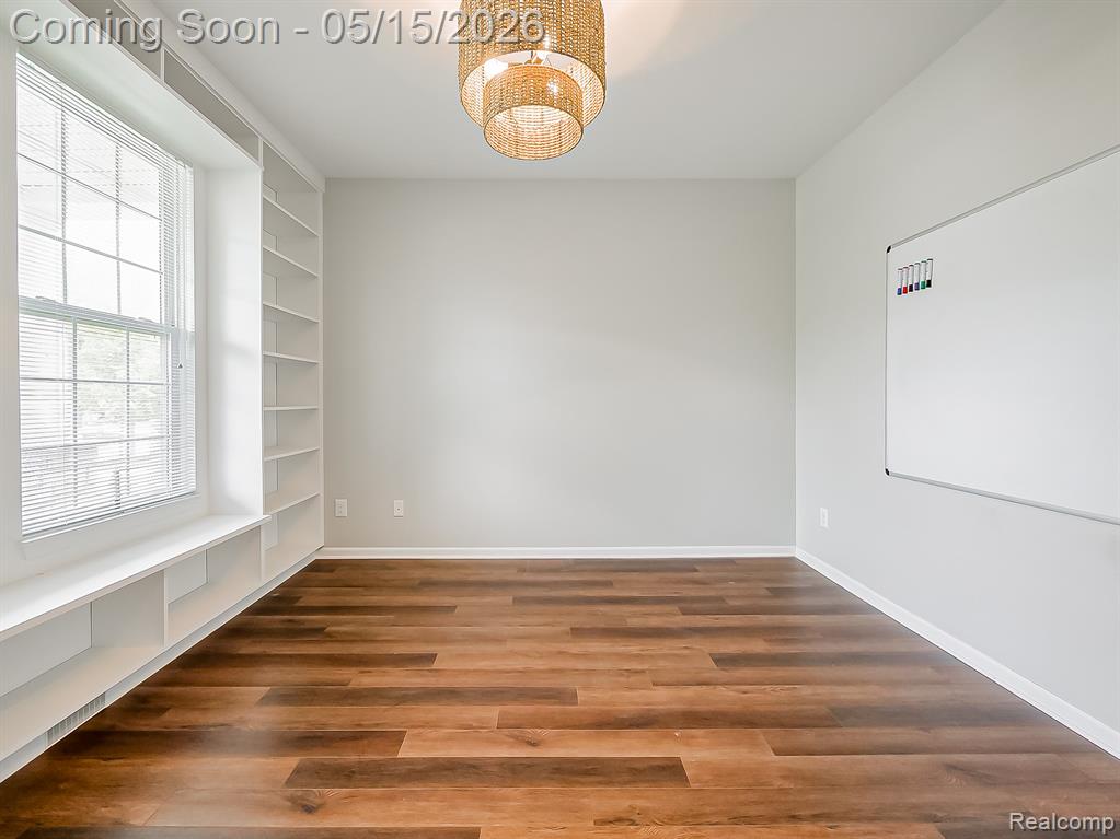 7994 Chestnut Drive, Westland, MI — Photo 13