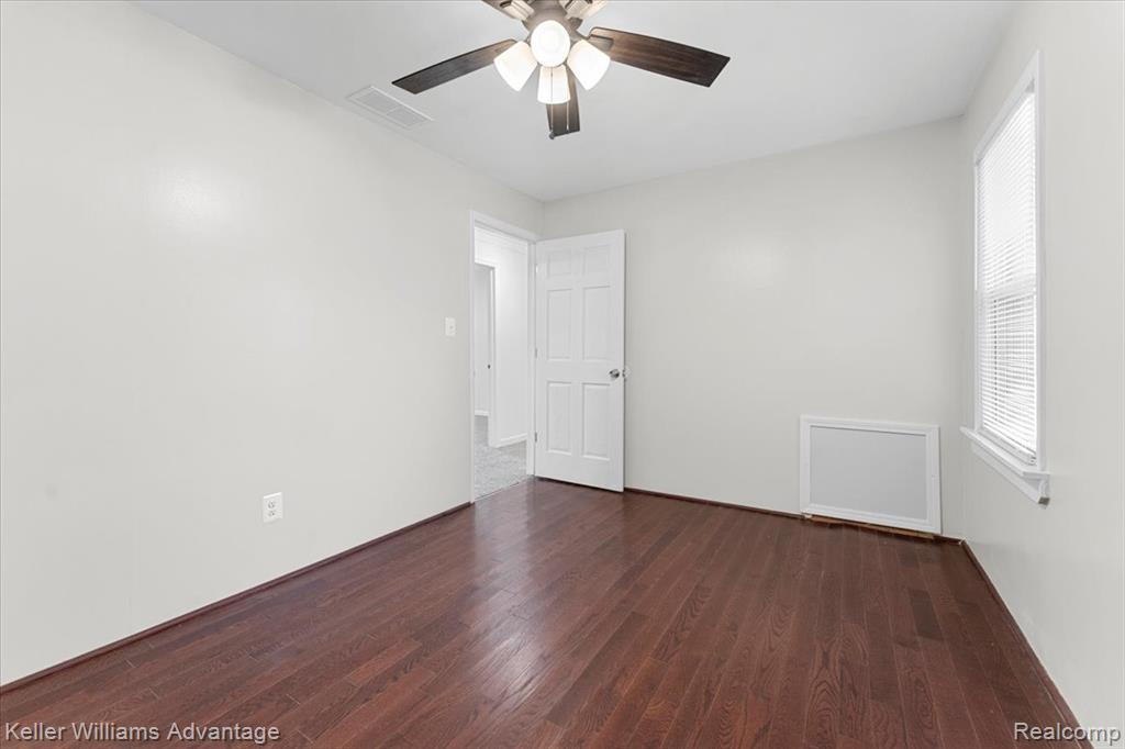 30456 West, New Boston, MI 48164 — Photo 15