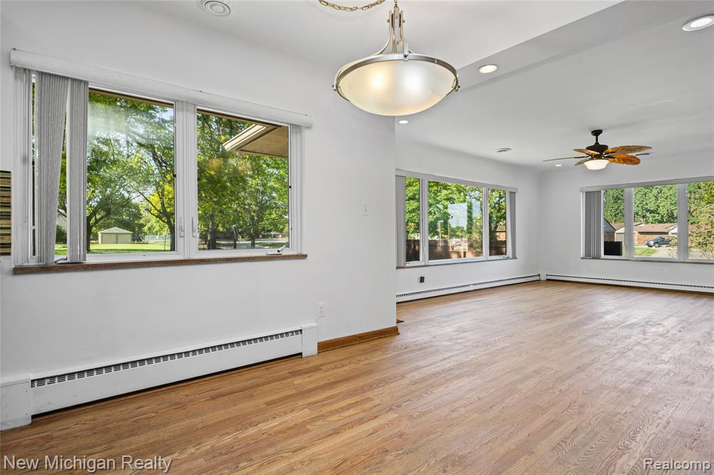 8359 Chicago Road, Warren, MI 48093 — Photo 23