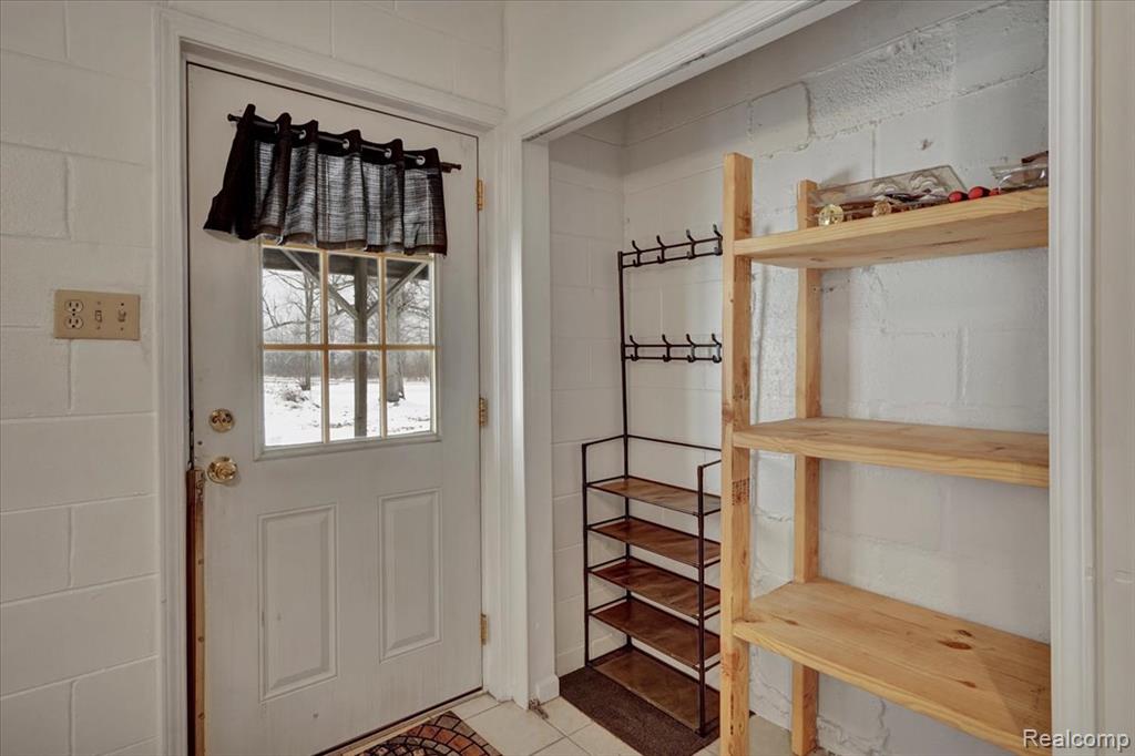 8858 Willits Road, Mayville Vlg, MI 48744 — Photo 2