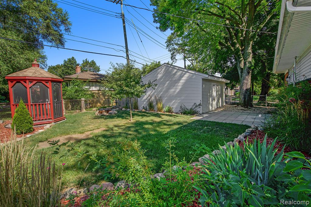 1210 Desoto Avenue, Ypsilanti, MI 48198 — Photo 18