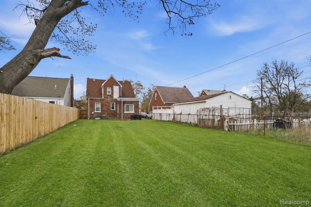 21412 Reimanville Avenue, Ferndale, MI 48220 — Photo 26