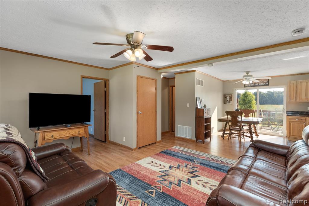 12559 Barnes Road, Byron, MI 48418 — Photo 6