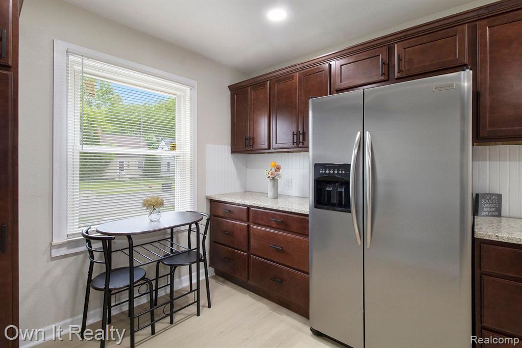 7493 BRAMELL, Redford, MI 48239 — Photo 10
