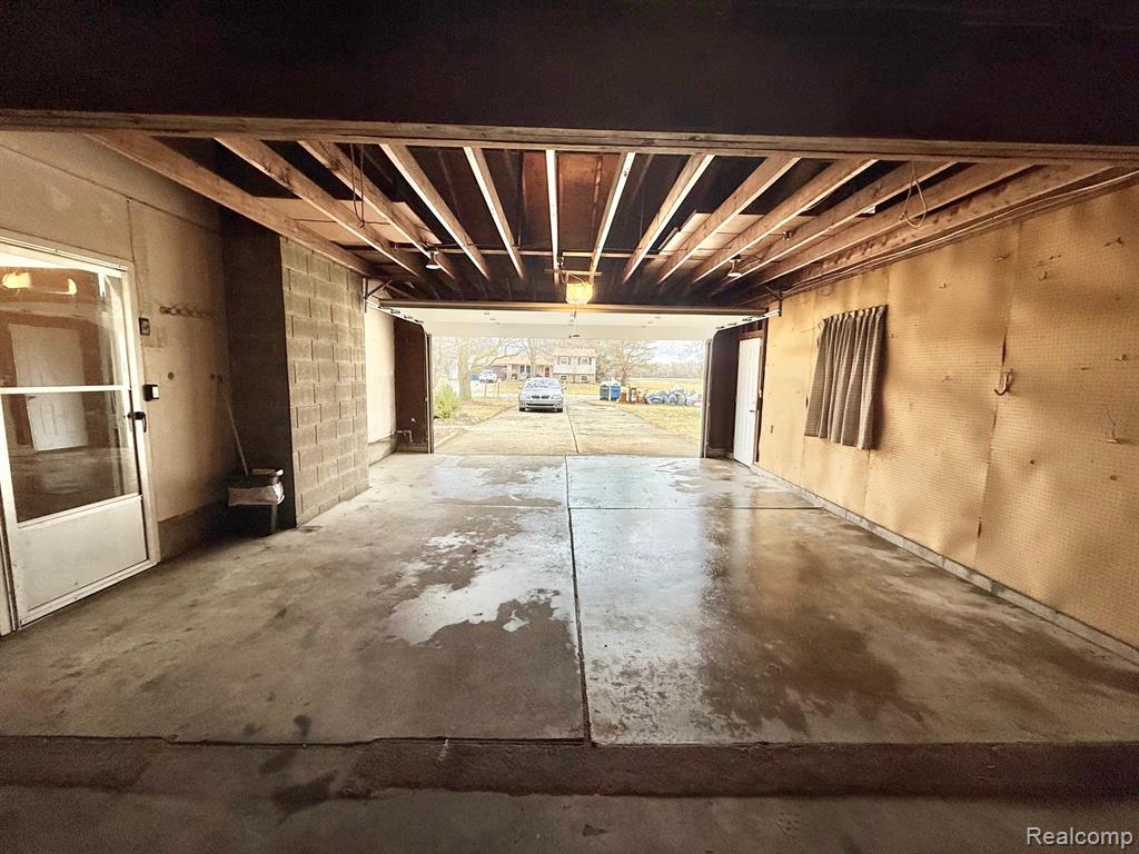 7040 Lou Mac Drive, Swartz Creek, MI 48473 — Photo 33