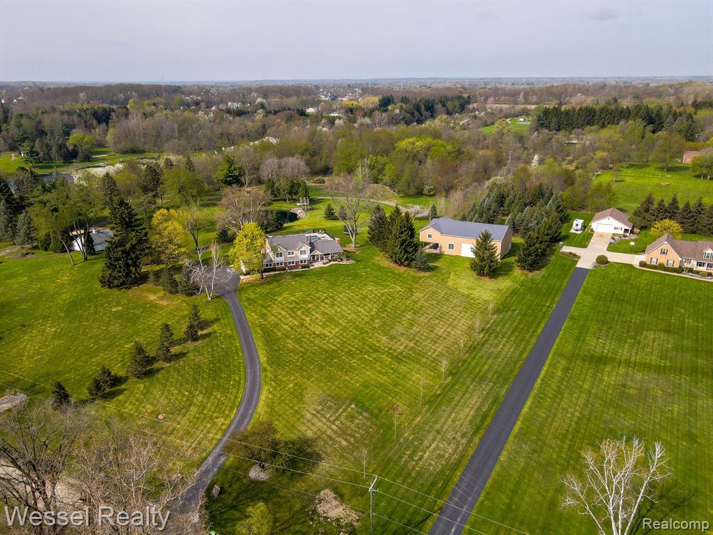 64527 KILDARE Drive, Washington, MI 48095 — Photo 6