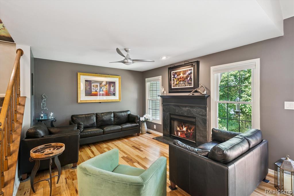 840 Woodridge Hills Drive, Brighton, MI 48116 — Photo 6