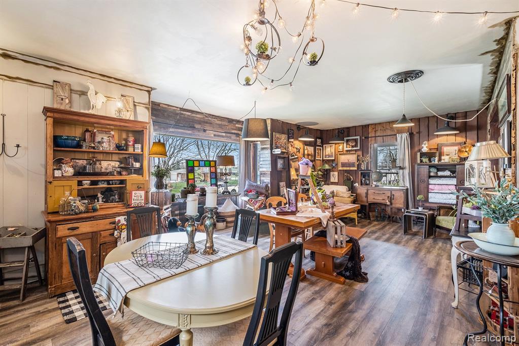 2040 E MAPLE Avenue, Grand Blanc, MI 48507 — Photo 4