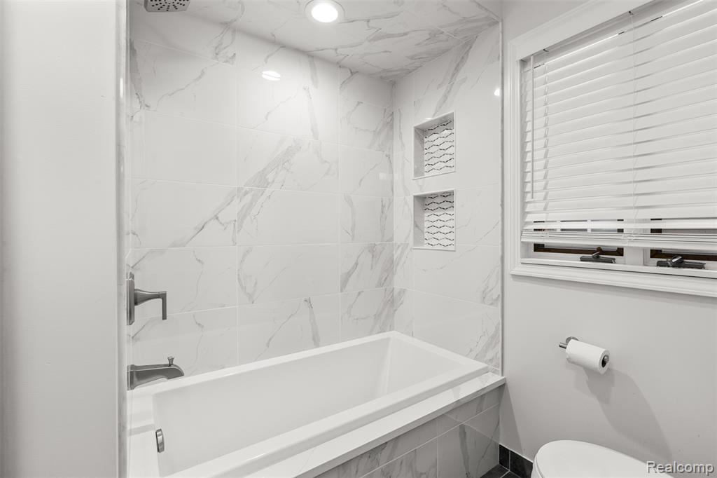 27972 Moran Street, Harrison Township, MI — Photo 24
