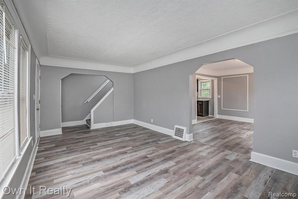 8048 WISCONSIN Street, Detroit, MI 48204 — Photo 6