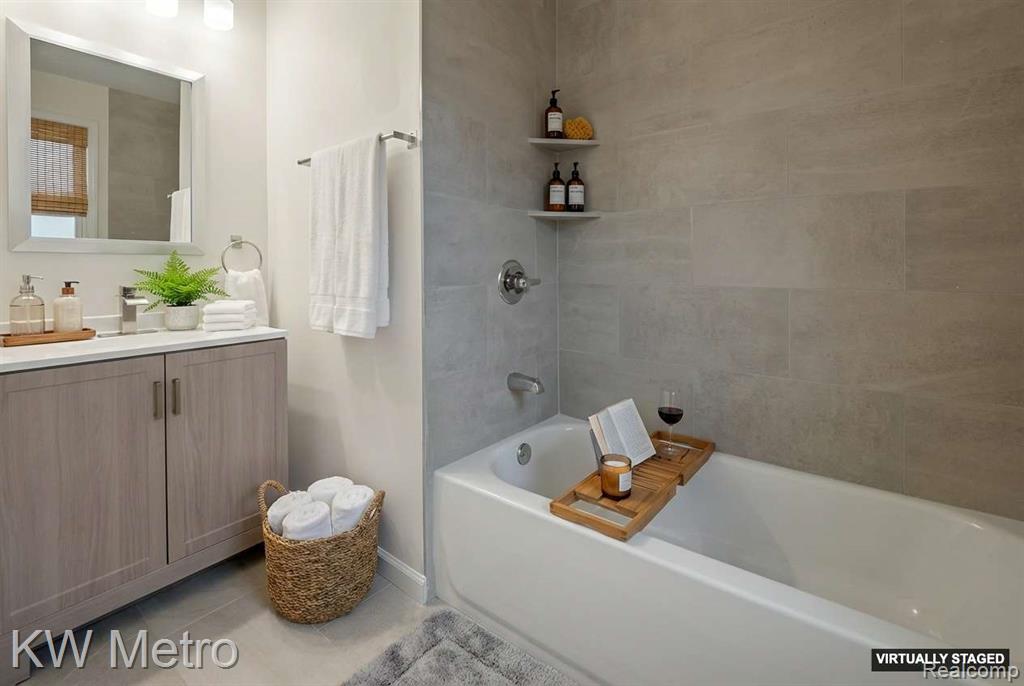 120 Tuxedo Street, Highland Park, MI 48203 — Photo 16