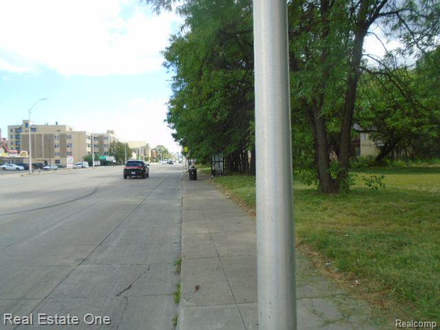 35 EDISON Street, Detroit, MI 48202 — Photo 20