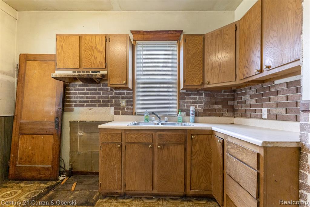 7332 NAVY Street, Detroit, MI 48209 — Photo 12