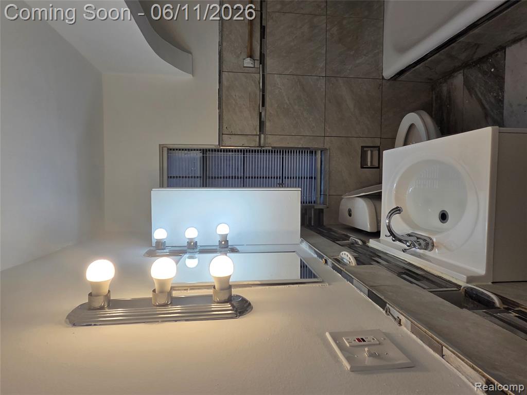 17206 Ilene Street, Detroit, MI 48221 — Photo 16