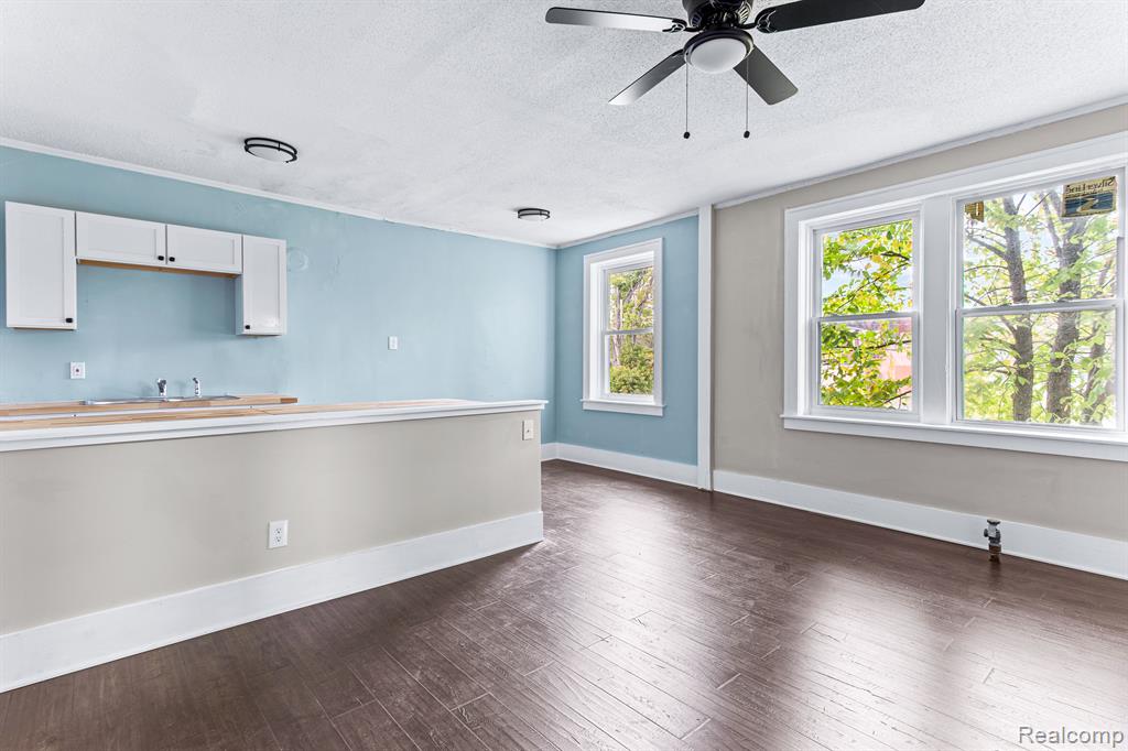 3550 Montclair Street, Detroit, MI 48214 — Photo 35
