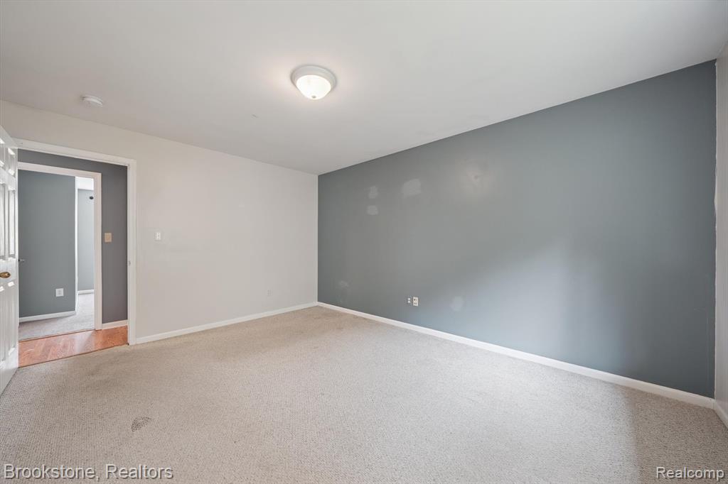 9088 Posey Drive, Whitmore Lake, MI 48189 — Photo 32