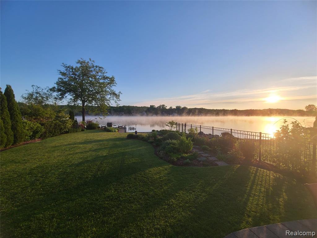 9568 Buckingham Street, White Lake, MI — Photo 40