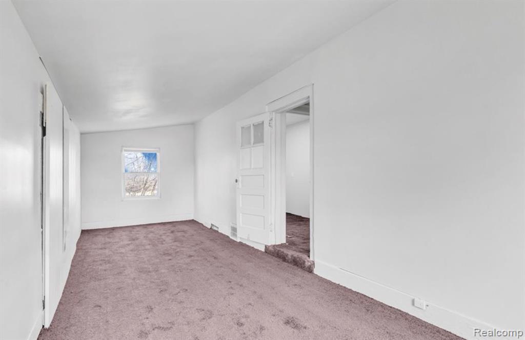 5573 Montclair Street, Detroit, MI 48213 — Photo 37