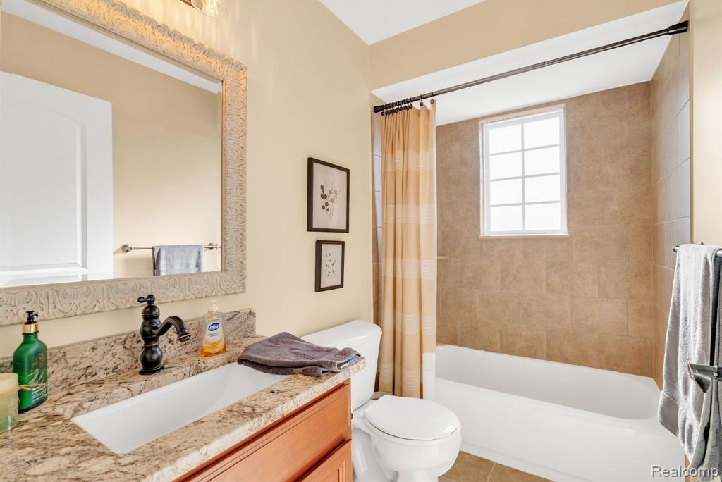 6985 BOULDER POINTE Drive, Washington, MI — Photo 29