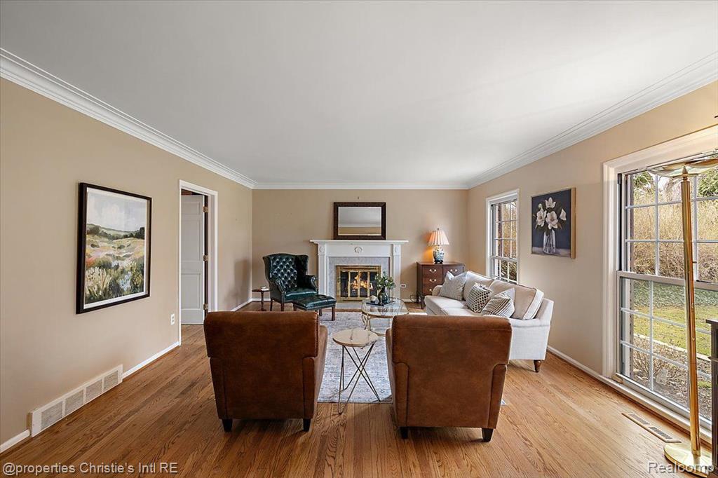 536 Middlesex Road, Grosse Pointe Park, MI 48230 — Photo 6