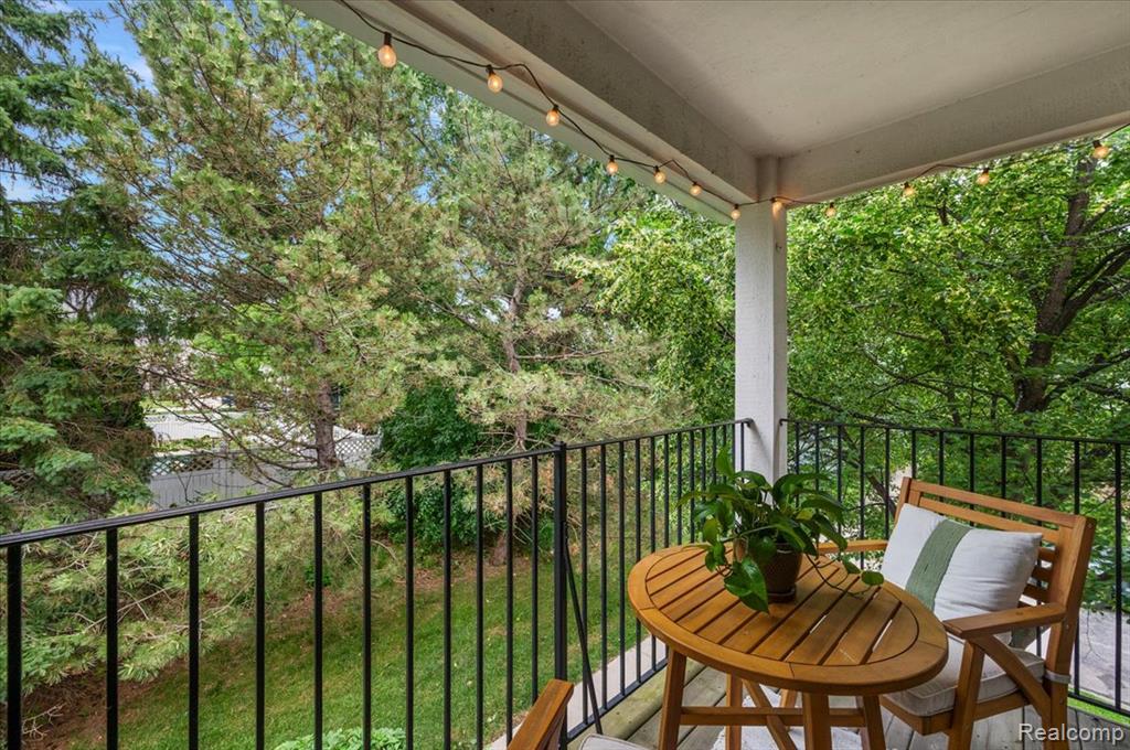 776 Amberly Drive, C, Waterford, MI 48328 — Photo 4