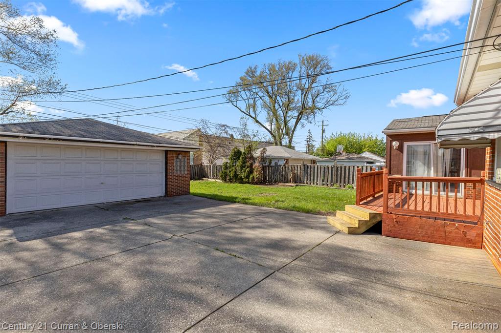 8821 Royal Grand, Redford, MI 48239 — Photo 28