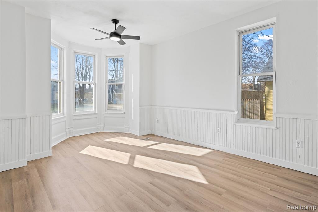 9 S WEST Street, Hillsdale, MI 49242 — Photo 29