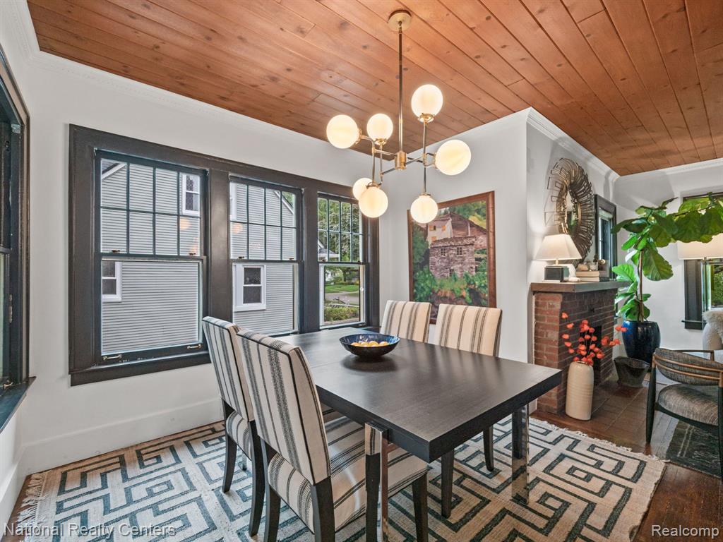 44 DEVONSHIRE Road, Pleasant Ridge, MI — Photo 13
