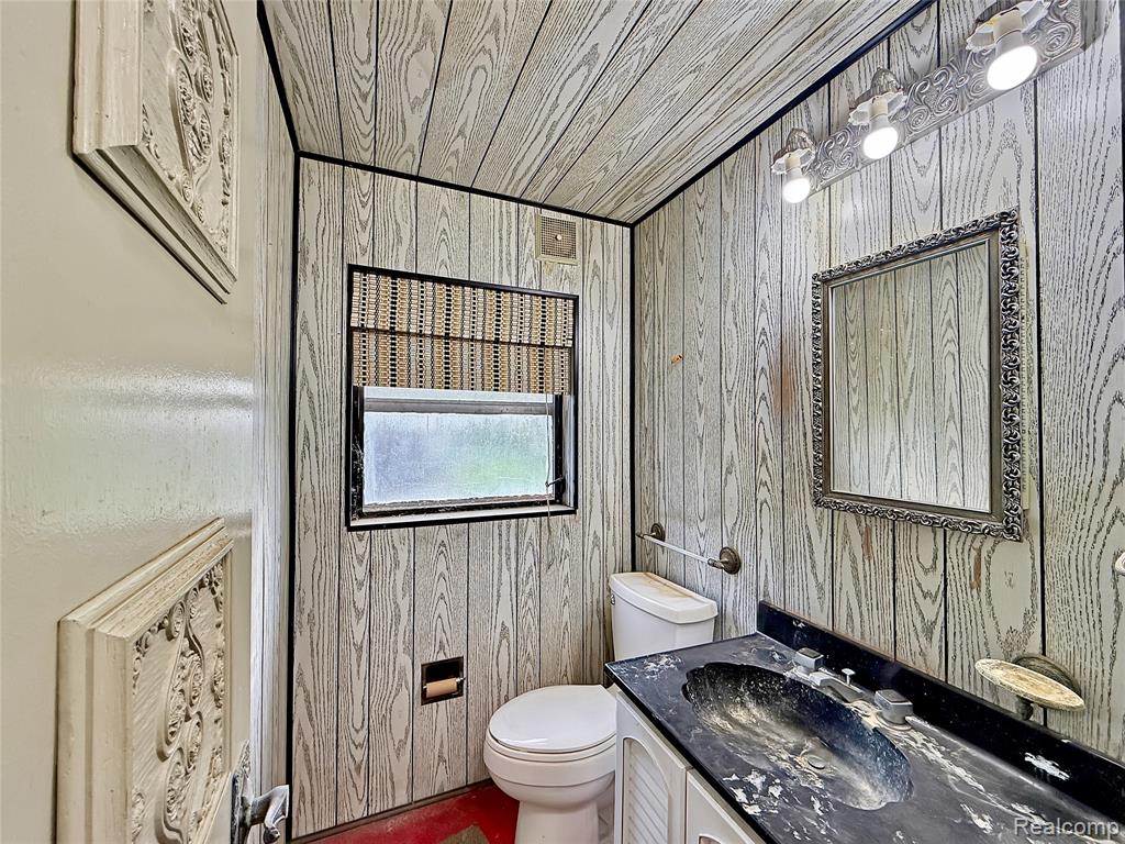 768 Washington Road, Grosse Pointe, MI 48230 — Photo 13