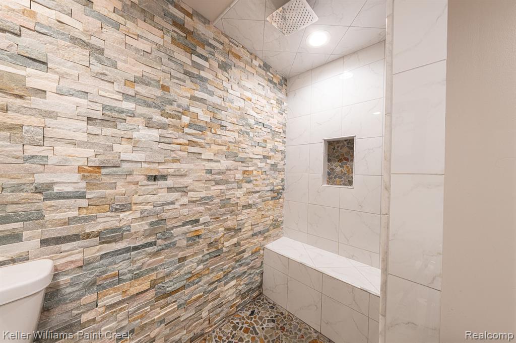 9594 MARQUETTE Road, Wales, MI — Photo 29