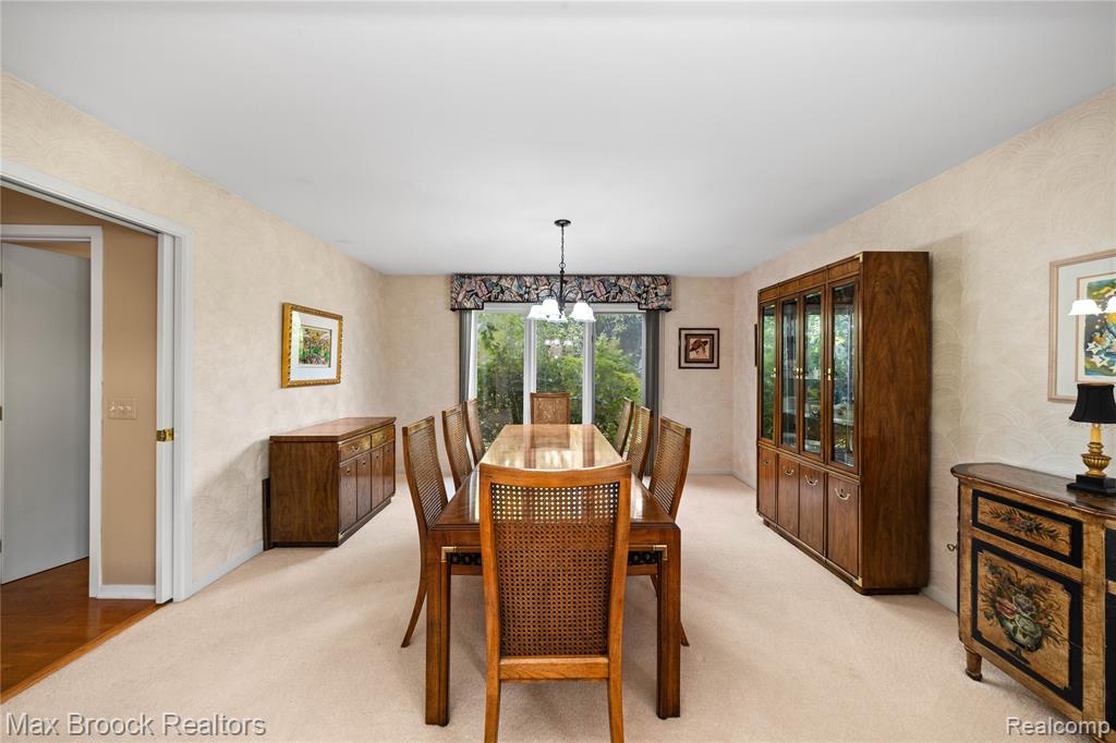 6684 Stonebridge E, West Bloomfield, MI — Photo 9