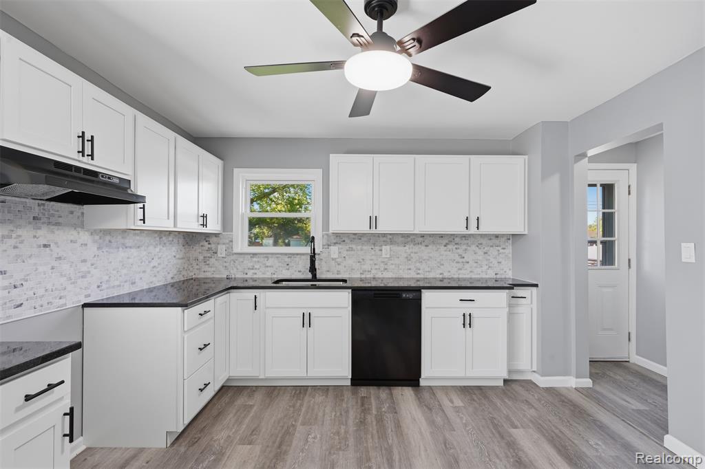 13181 Peach Street, Southgate, MI 48195 — Photo 9