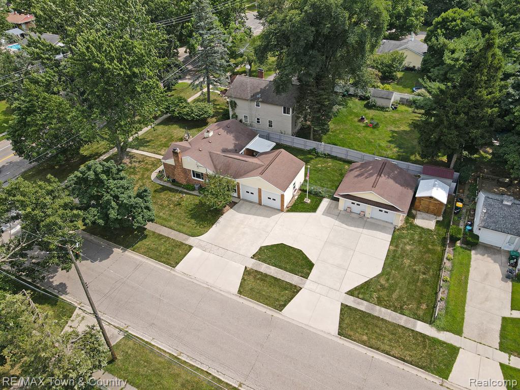 407 N McKinley Road, Flushing, MI 48433 — Photo 31