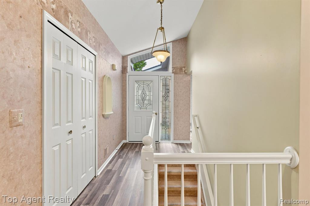 48659 Sundance Court, Utica, MI 48315 — Photo 11