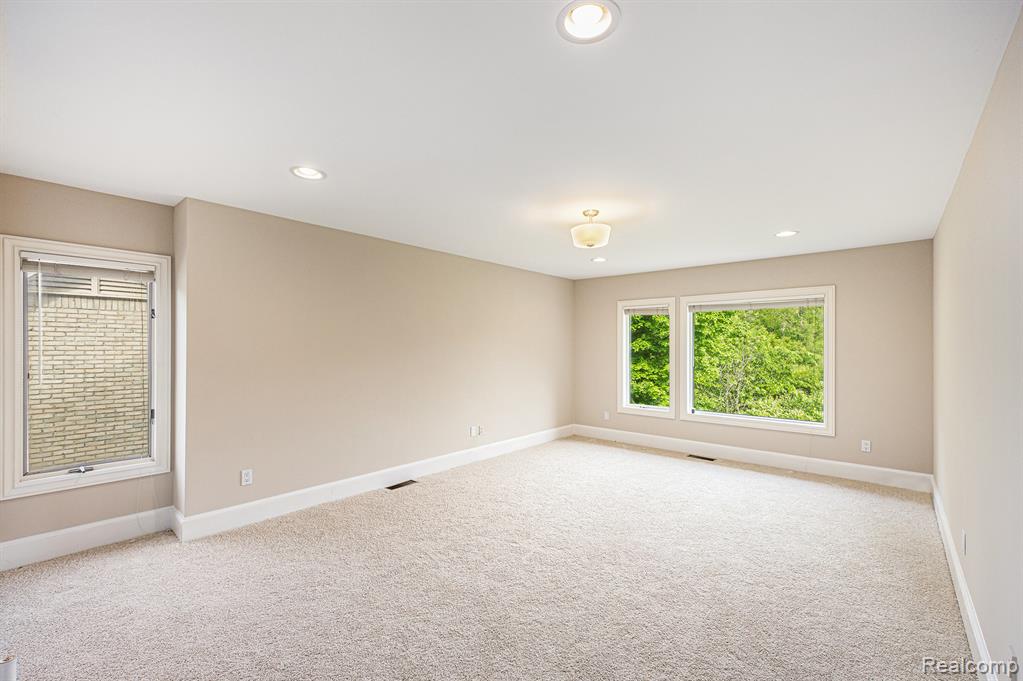 785 River Bend Drive, Rochester Hills, MI 48307 — Photo 32