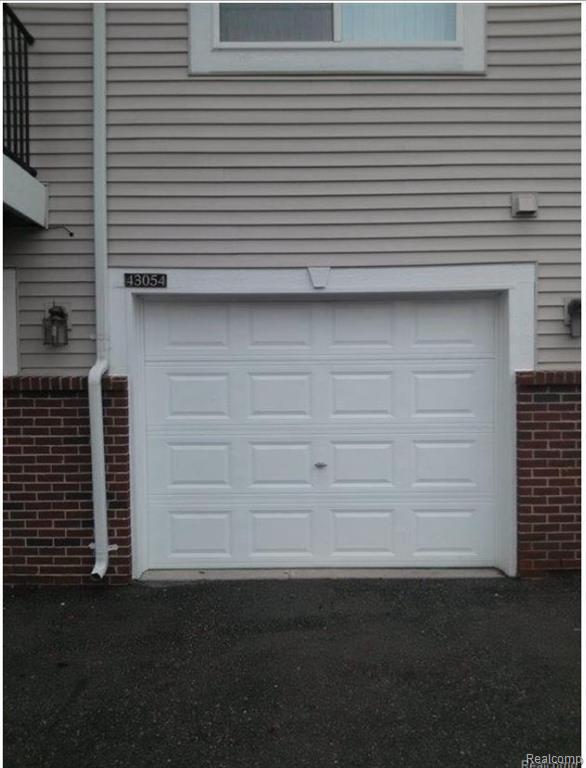 43054 STRAND Drive, Sterling Heights, MI 48313 — Photo 17