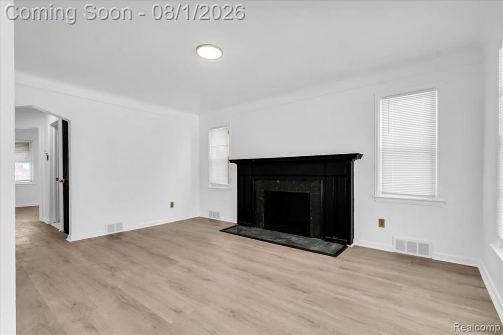 19703 Mansfield Street - Photo 4