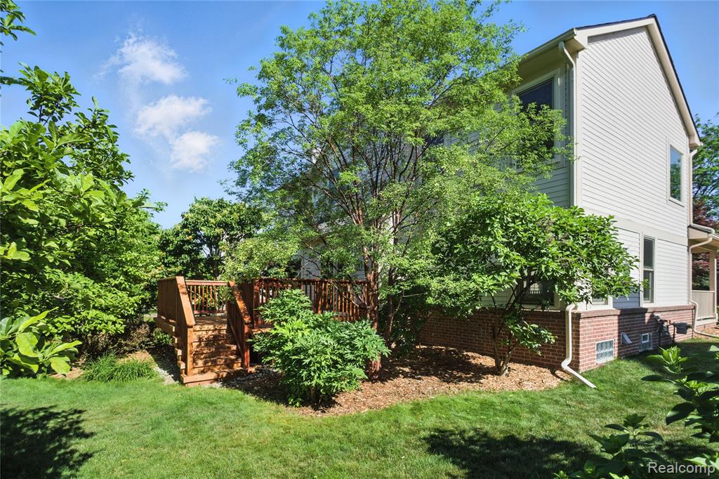 43011 Brookstone Drive, Novi, MI 48377 — Photo 53
