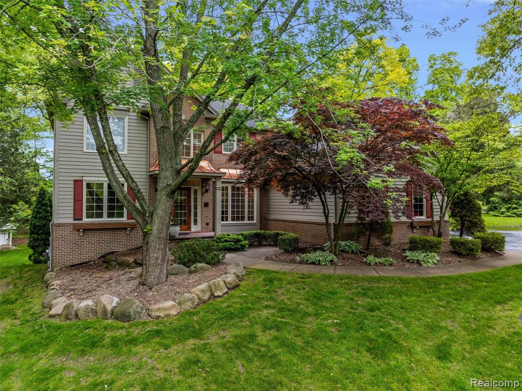 8035 High Point Trail, White Lake, MI — Photo 2